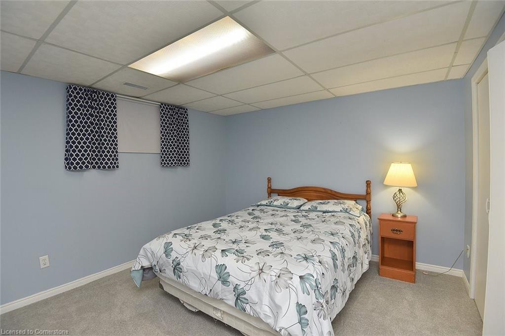 18 Clara Crescent Property Photo 32
