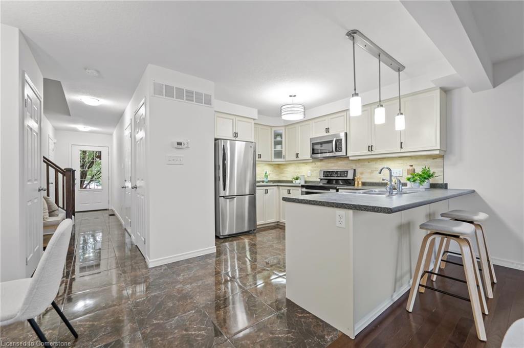 D16-6 Upper Mercer Street Property Photo 10