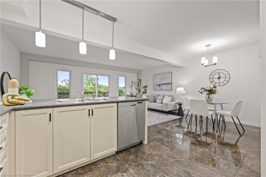 D16-6 Upper Mercer Street Property Photo 16