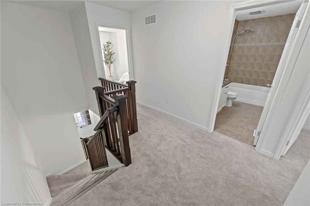 D16-6 Upper Mercer Street Property Photo 23