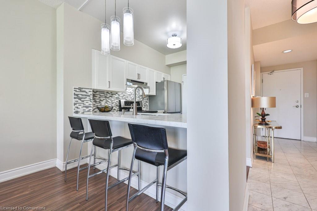 411-2511 Lakeshore Road W Property Photo 12