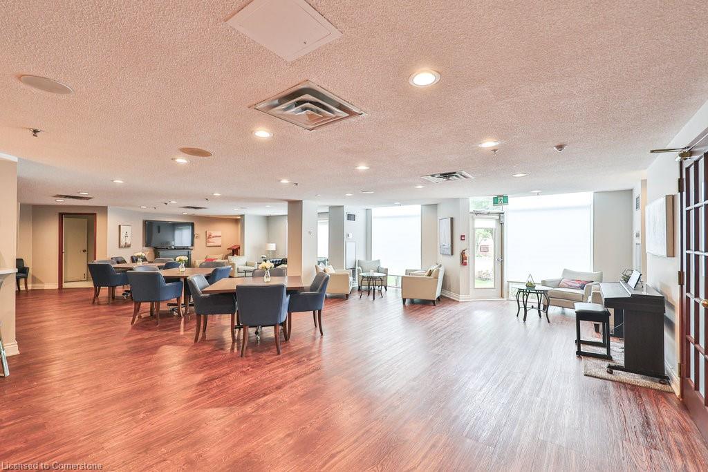 411-2511 Lakeshore Road W Property Photo 33
