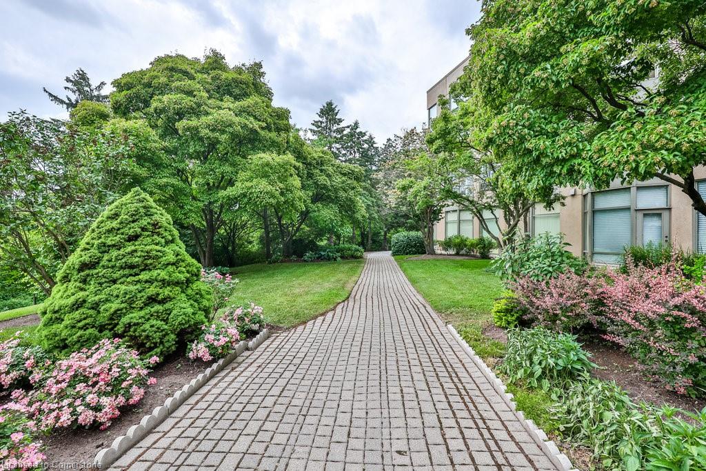 411-2511 Lakeshore Road W Property Photo 40