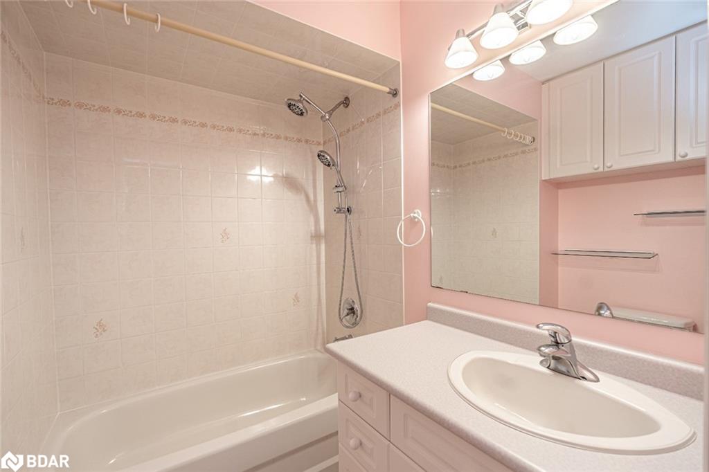 312 Harvie Road Property Photo 10