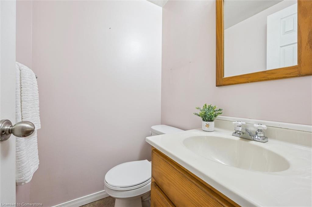 17 Springdale Boulevard Property Photo 21
