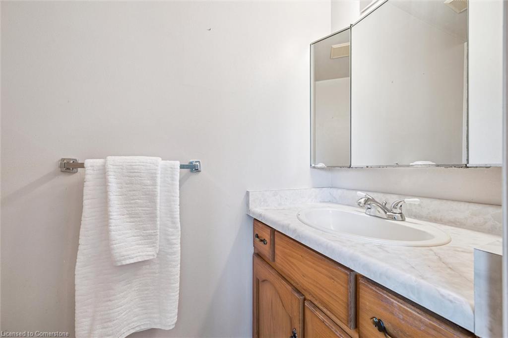 17 Springdale Boulevard Property Photo 29