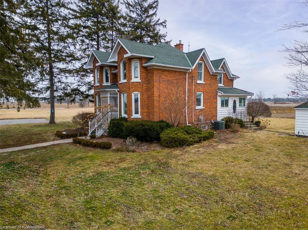 5463 Chippewa Road Property Photo 1