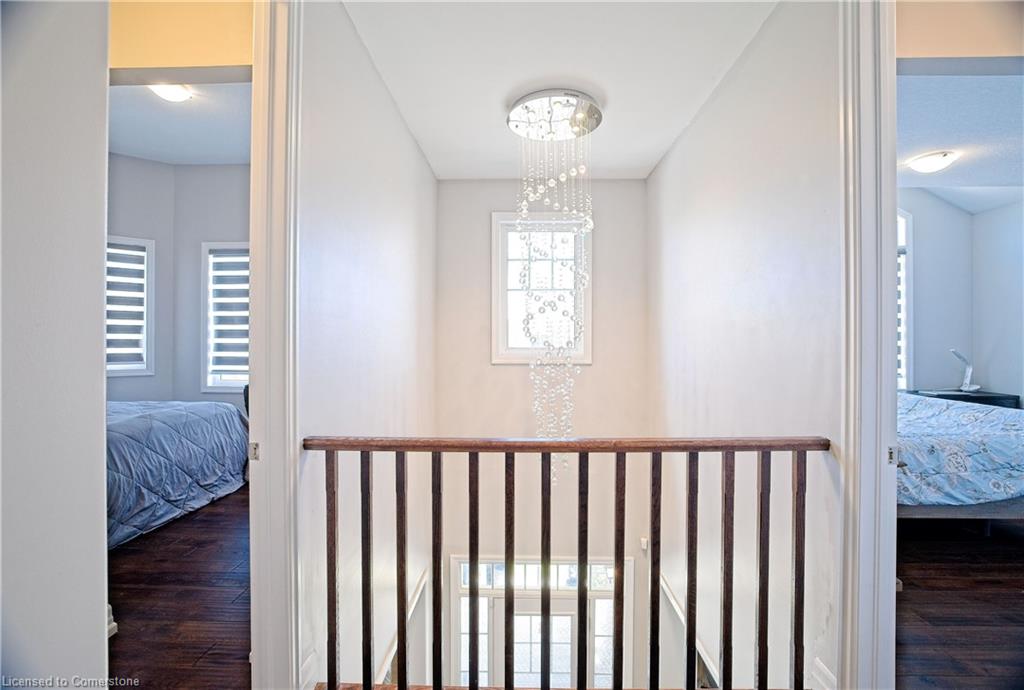 24 Pickett Place Property Photo 8
