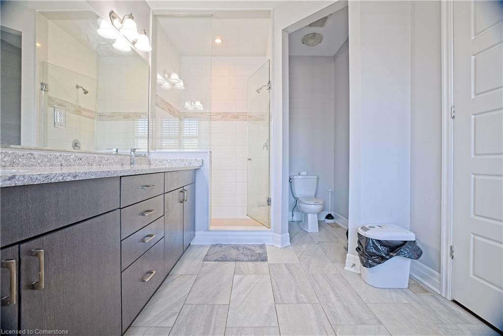 24 Pickett Place Property Photo 26