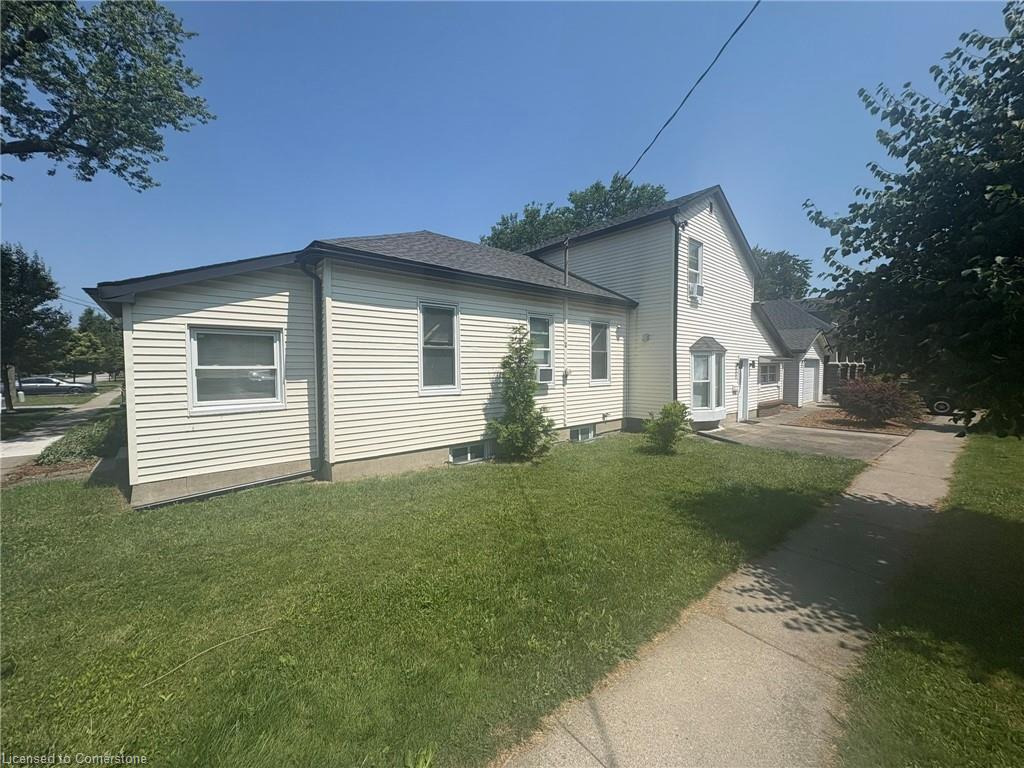 16 Dexter Street Property Photo 4