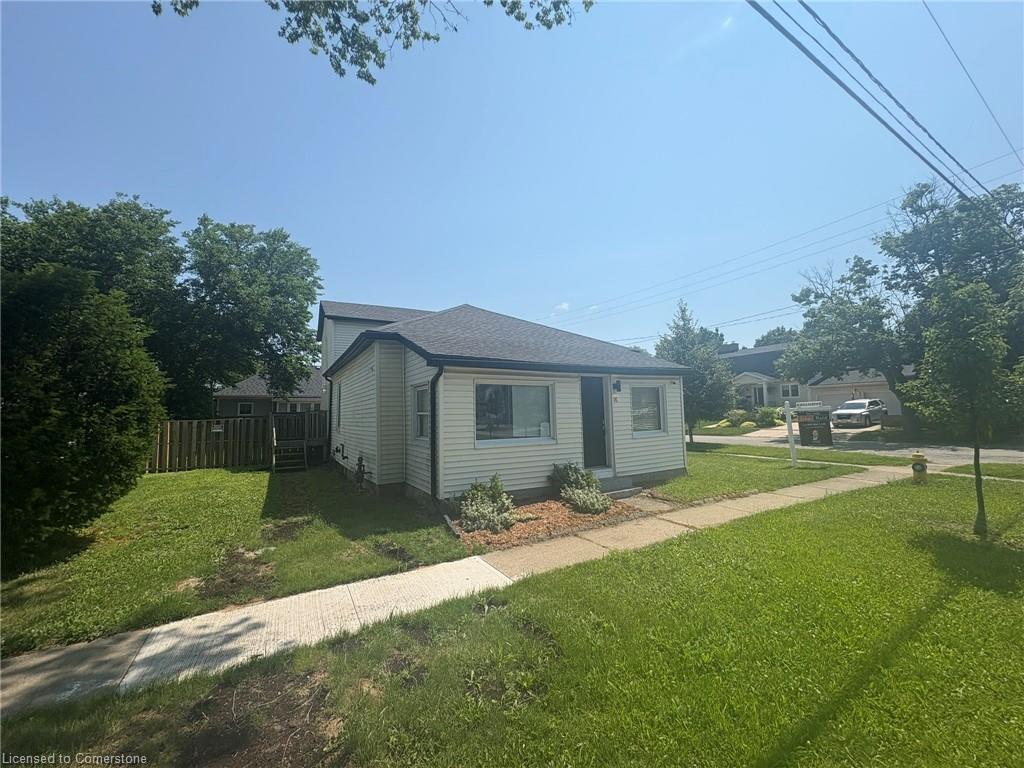 16 Dexter Street Property Photo 6