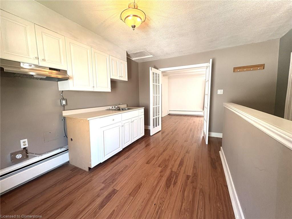 16 Dexter Street Property Photo 18