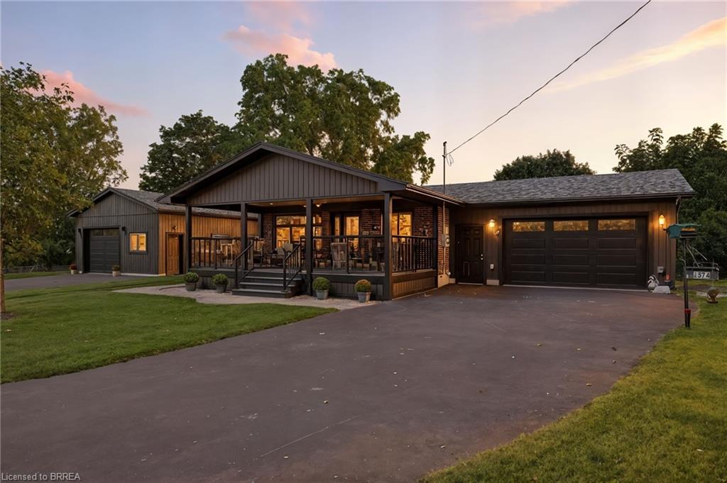 1574 Clyde Road Property Photo 1