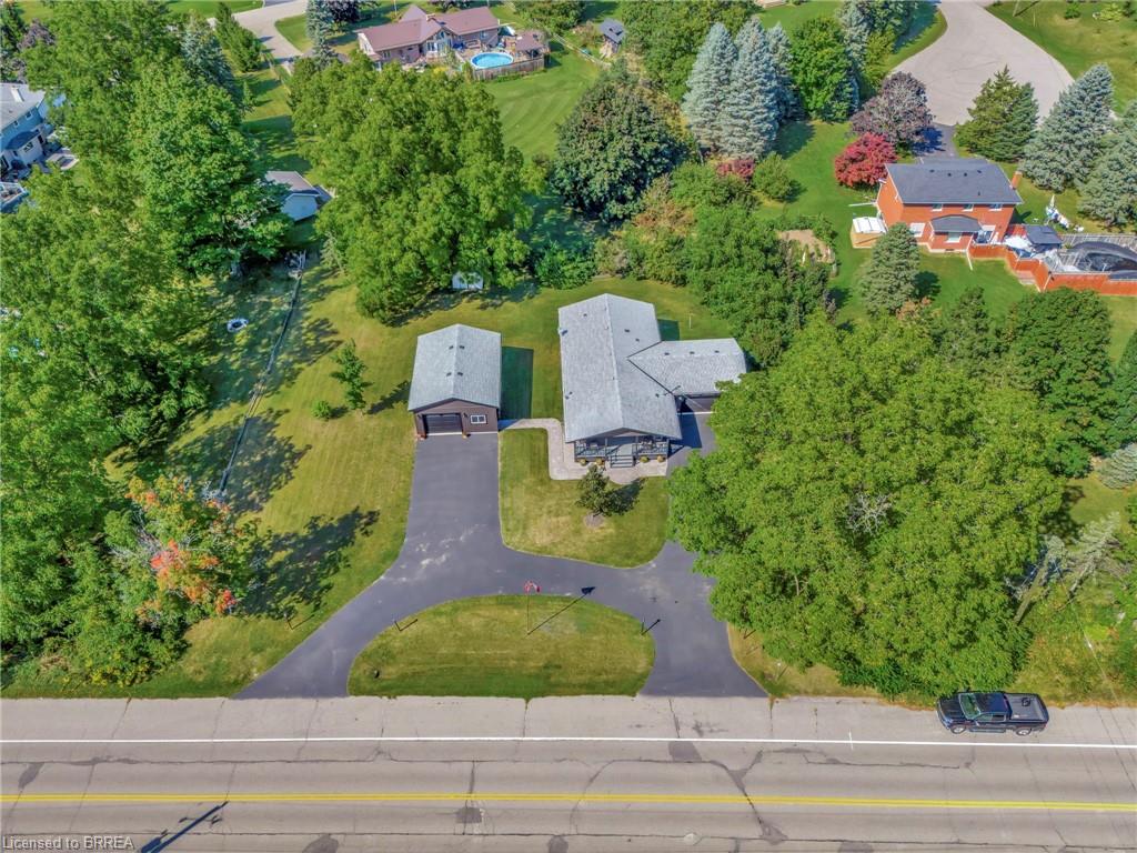 1574 Clyde Road Property Photo 2