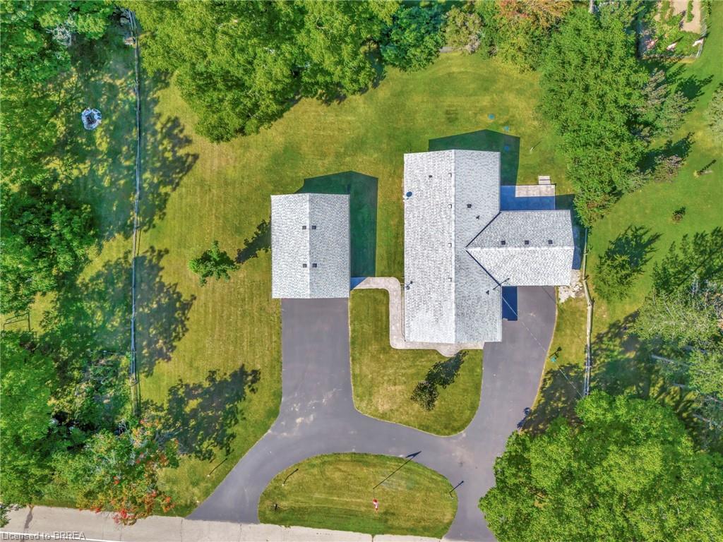 1574 Clyde Road Property Photo 3