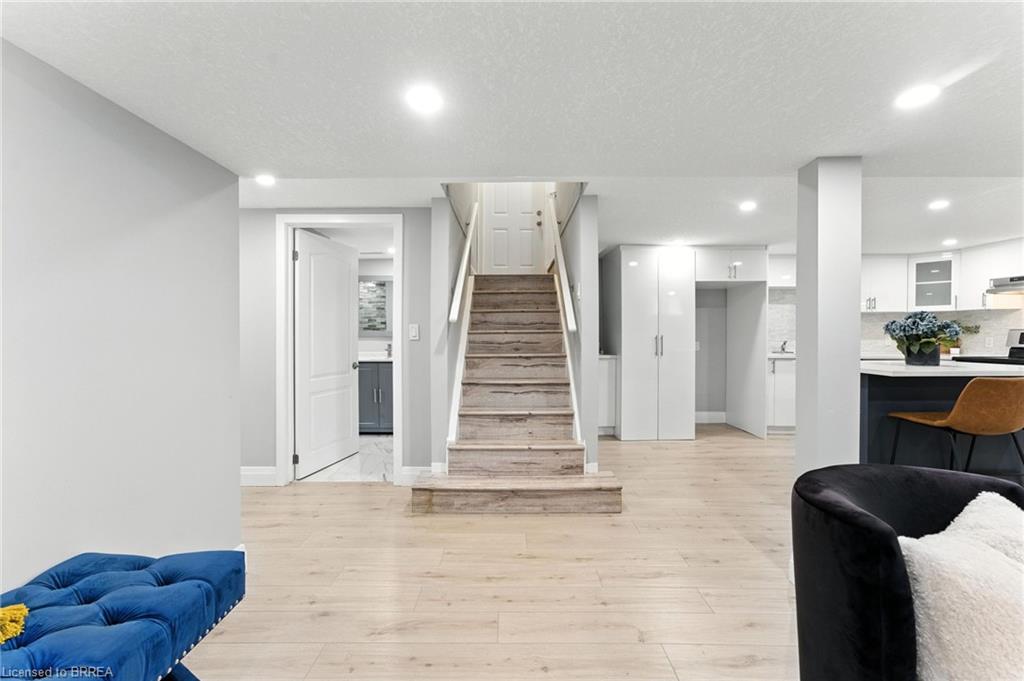 1574 Clyde Road Property Photo 33