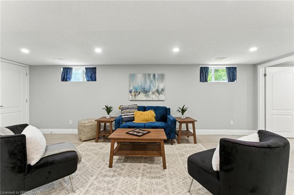 1574 Clyde Road Property Photo 40