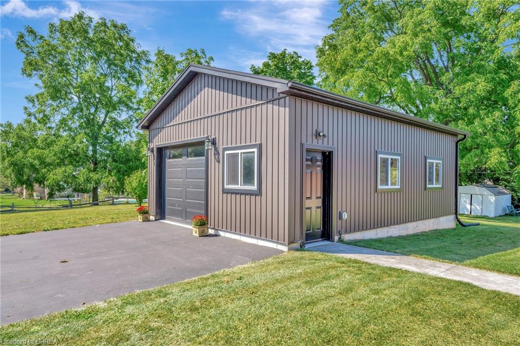 1574 Clyde Road Property Photo 47