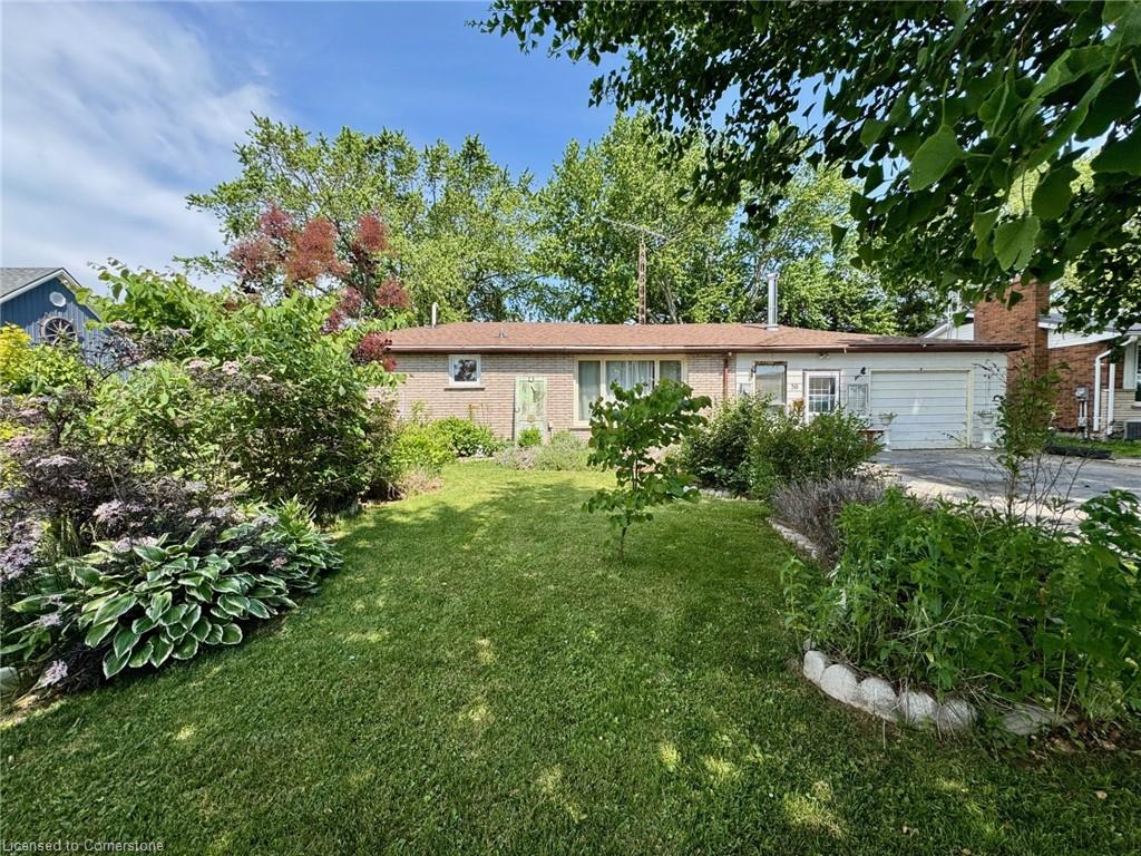 30 Bee Street Property Photo 14