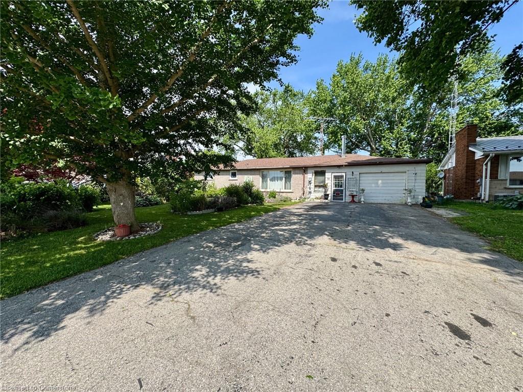 30 Bee Street Property Photo 15