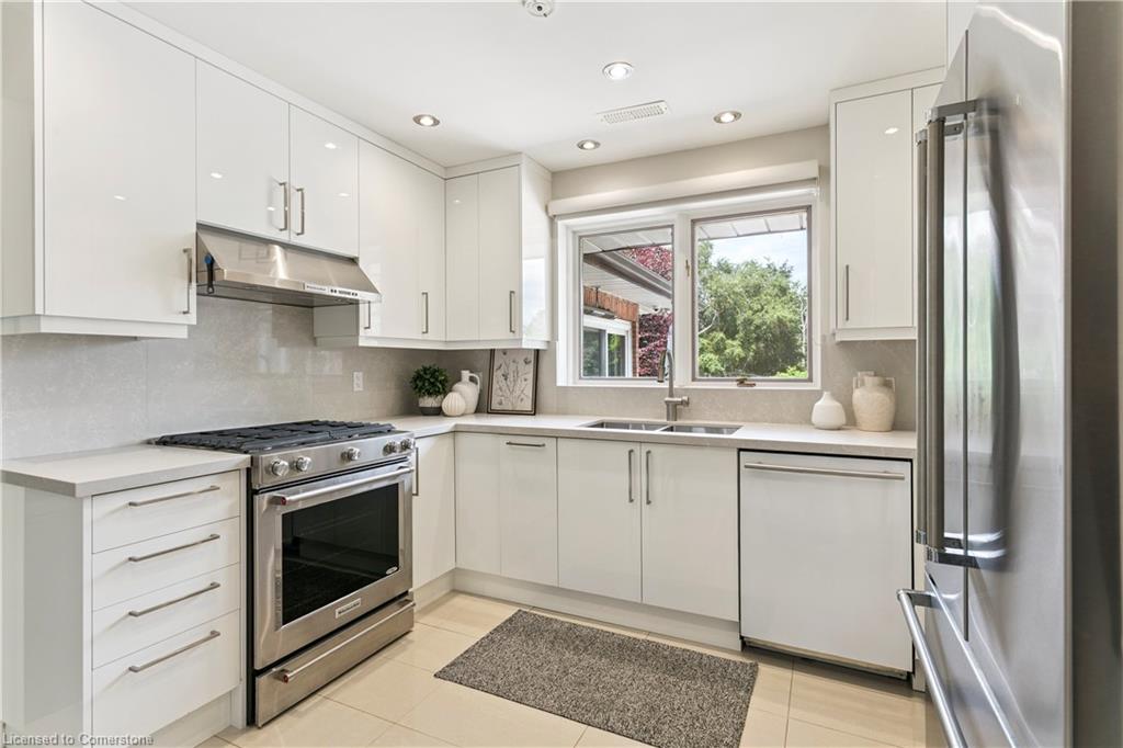 19 Lorraine Gardens Property Photo 21