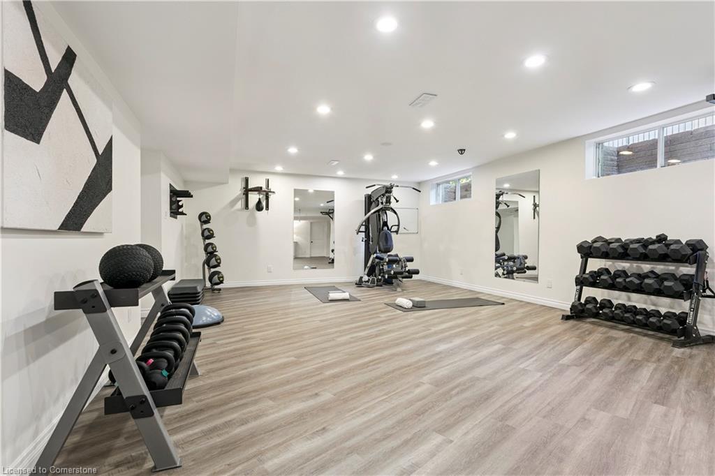 19 Lorraine Gardens Property Photo 28