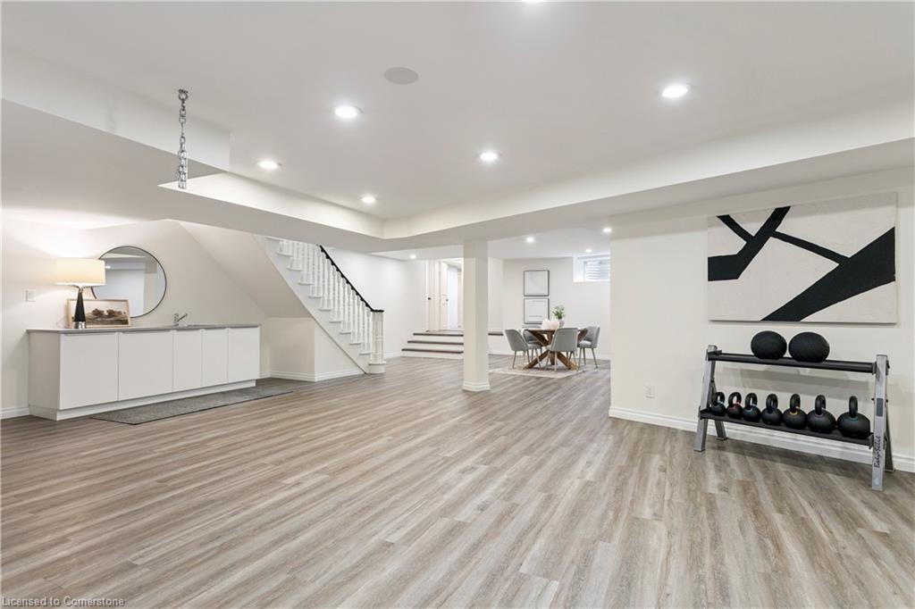 19 Lorraine Gardens Property Photo 30