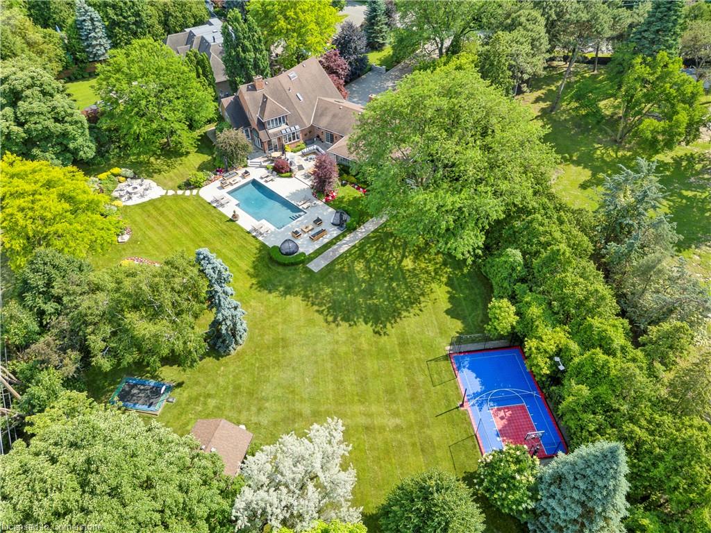 19 Lorraine Gardens Property Photo 36