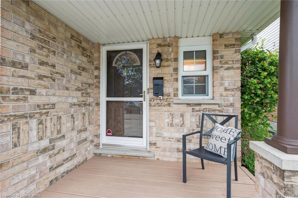 35 Watercress Court Property Photo 4