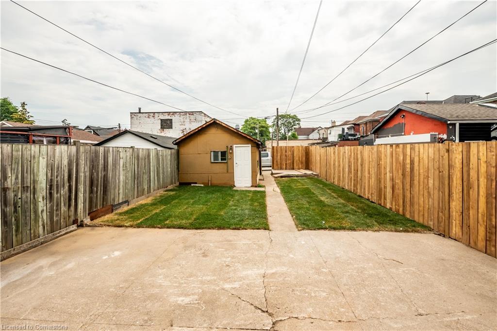 280 Emerald Street N Property Photo 39