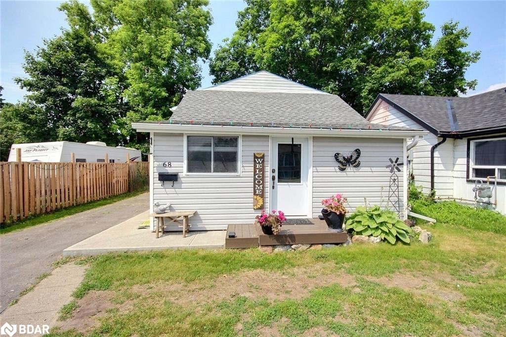 68 Water Street Property Photo 1