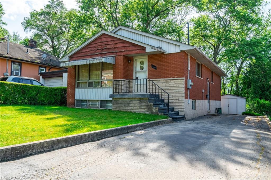 218 Bowman Street Property Photo 1