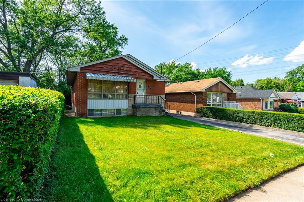 218 Bowman Street Property Photo 4