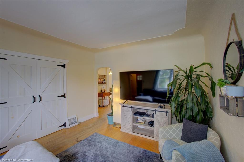 20 Dunham Avenue Property Photo 11