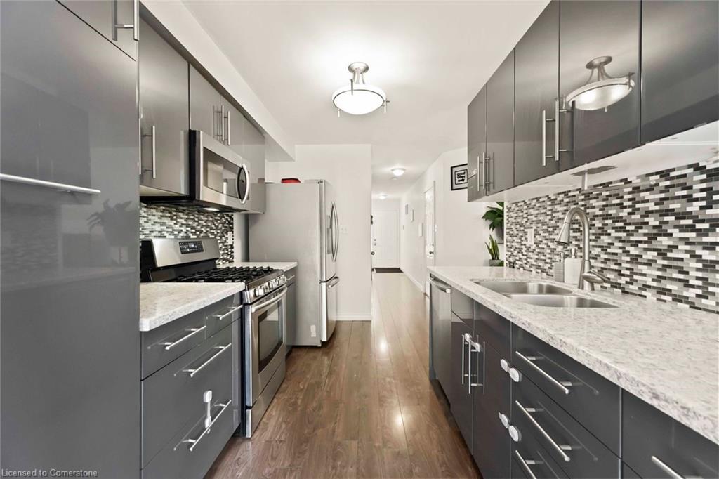 2-9 Lakeshore Road Property Photo 8