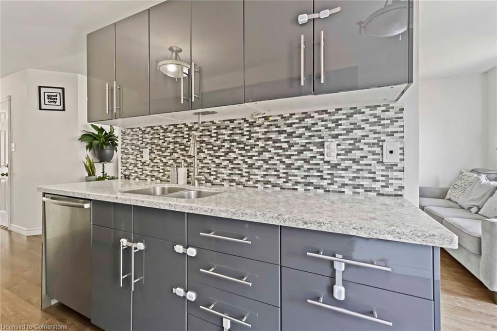 2-9 Lakeshore Road Property Photo 10
