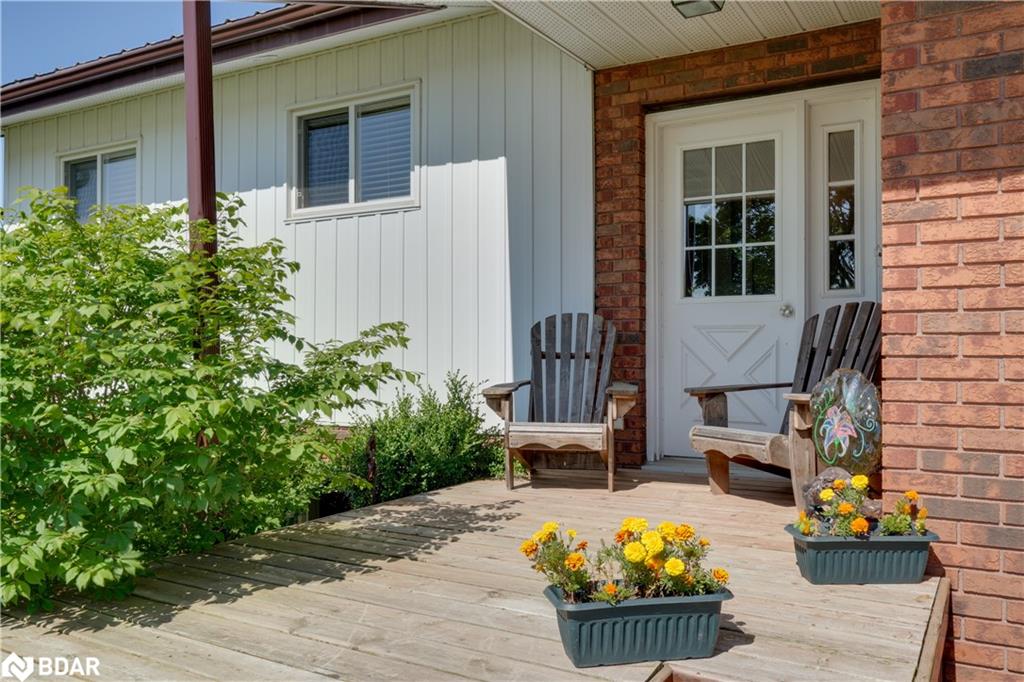 558 Line 1 S Property Photo 3
