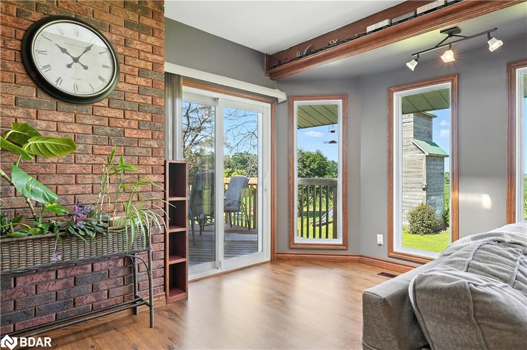 558 Line 1 S Property Photo 14