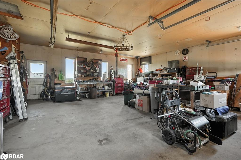558 Line 1 S Property Photo 35
