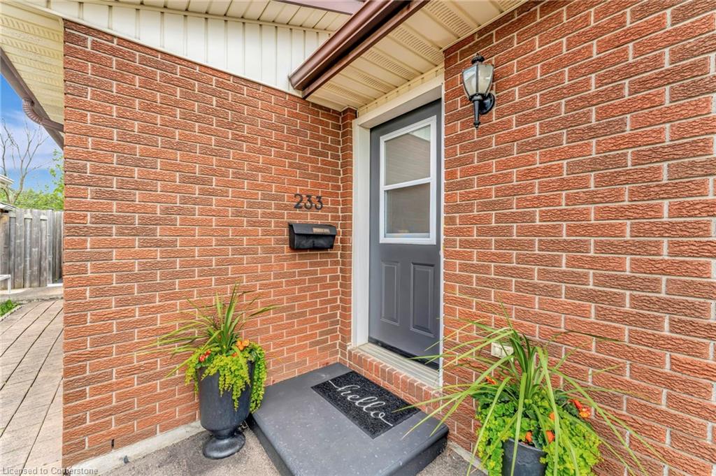 233 Auden Road Property Photo 4