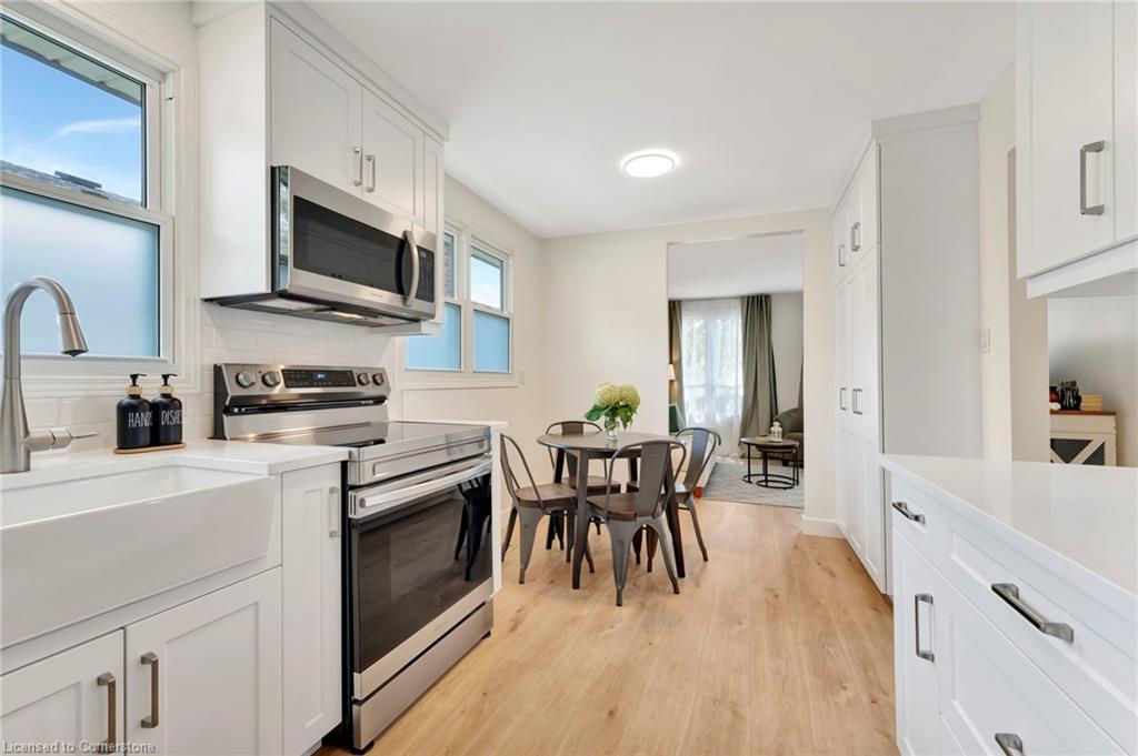 233 Auden Road Property Photo 12