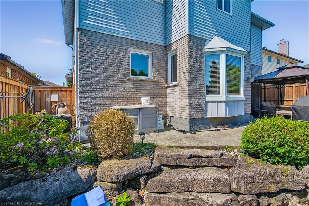 11 Sumner Crescent Property Photo 39