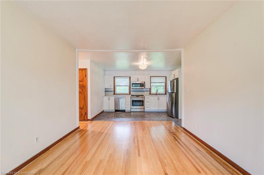 8 Gordon Street Property Photo 11