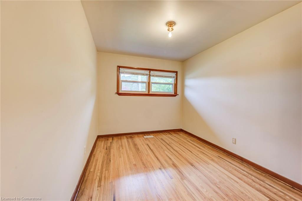 8 Gordon Street Property Photo 23