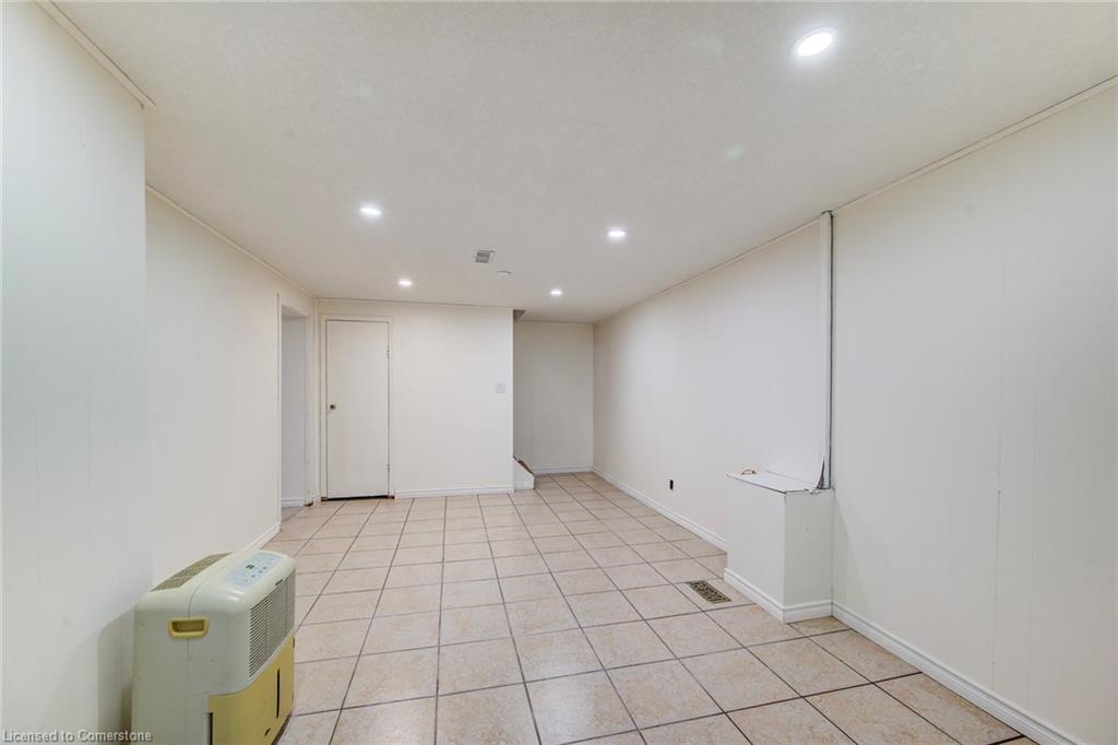 8 Gordon Street Property Photo 28