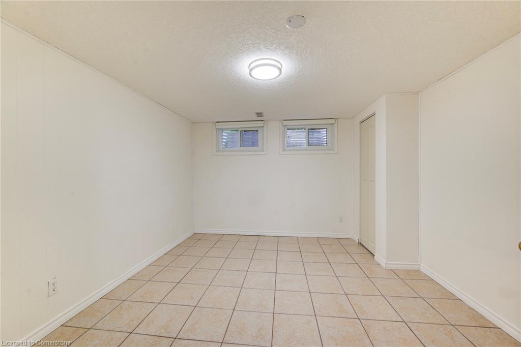 8 Gordon Street Property Photo 29