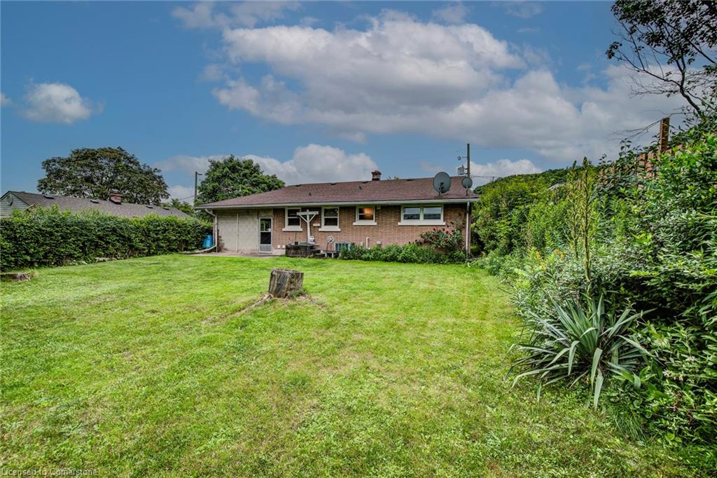 8 Gordon Street Property Photo 38