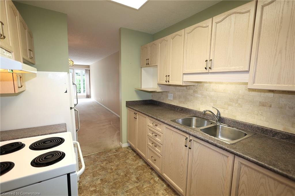 7-21 Foell Street Property Photo 6