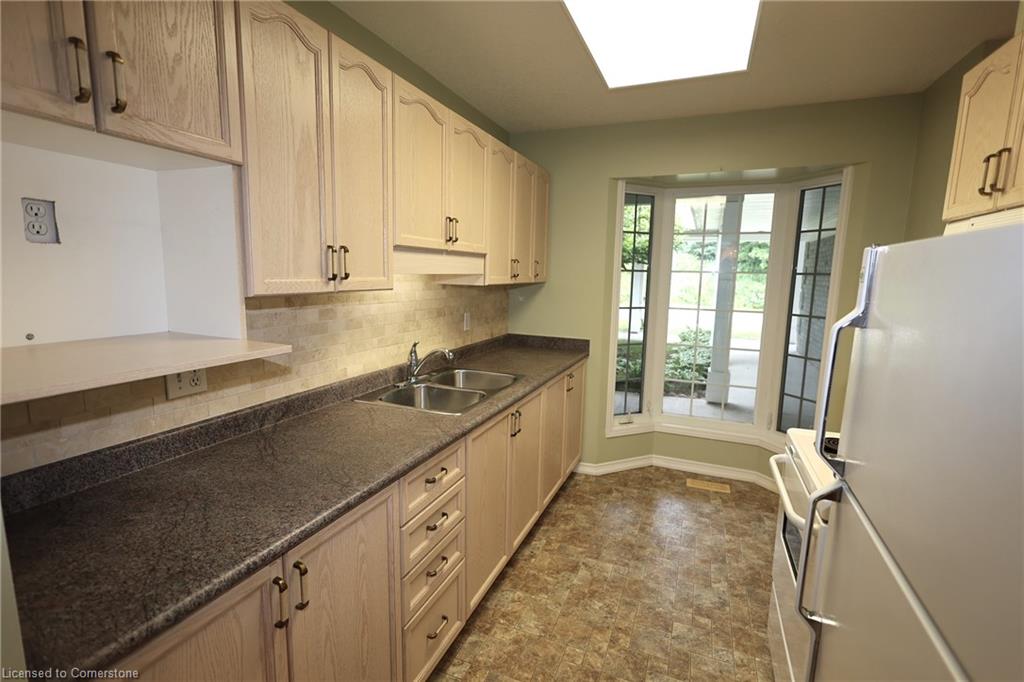 7-21 Foell Street Property Photo 8