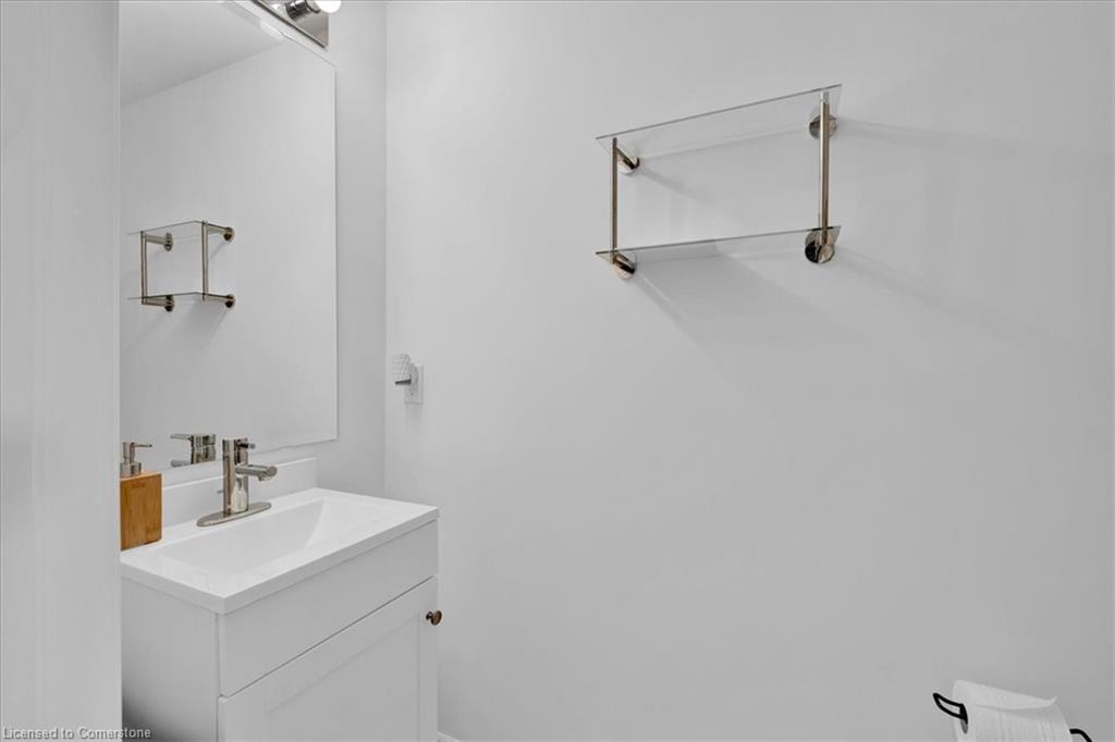 26-383 Dundas Street E Property Photo 8